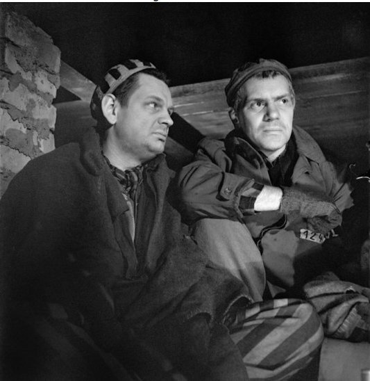 Nackt unter Wölfen (1960) – In der Fernsehverfilmung von 1960 ist das ILK zentraler Drehund Angelpunkt der Handlung. Bei einem Treffen unter einer Baracke werden kommunistische Parolen ausgetauscht.
