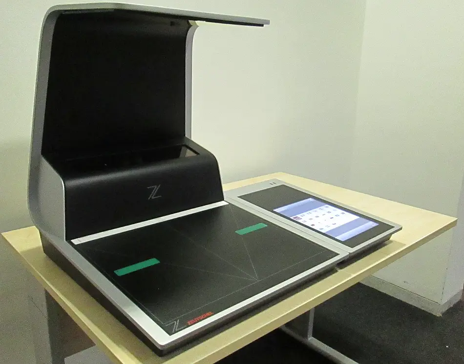 Scanner zum buchschonenen Scannen