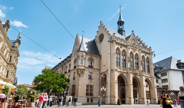 Das Rathaus am Fischmarkt in Erfurt