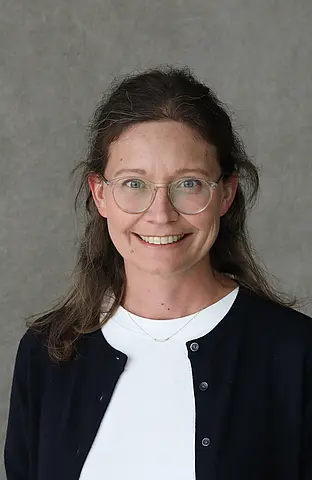 Dr. Jana Hasenäcker