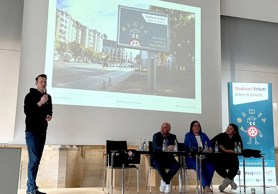 Bild von der Pressekonferenz zum Auftakt der Standortkampagne