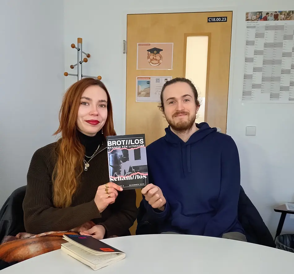 Maren Baumann und Leon Zechmann - Gründer*innen des  Vereins Fundsache Literatur e.V.