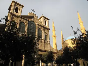 Die maronitische Kathedrale St. George und die Mohammed al-Amin Moschee