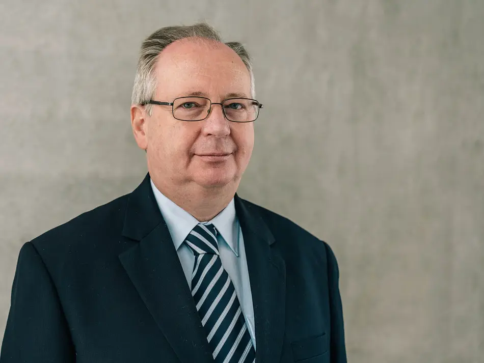 Prof. Dr. Dr. Csaba Földes