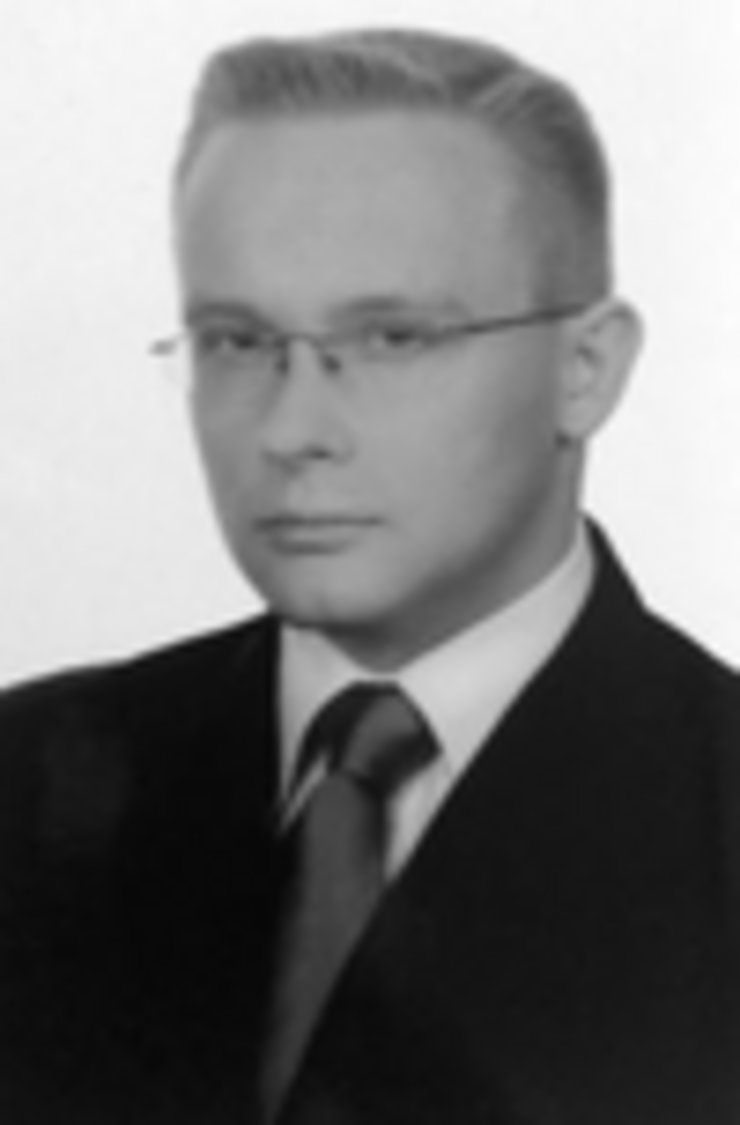 Ein Schwarz-Weiß Foto von Dr. Jakob Drobnik