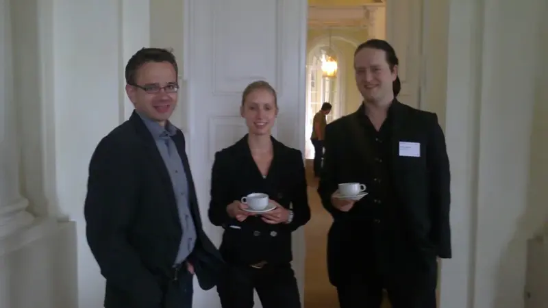 Katharina Schulz und Robert Seifert mit Thorsten Quandt (Organisator der multi:player Konferenz)