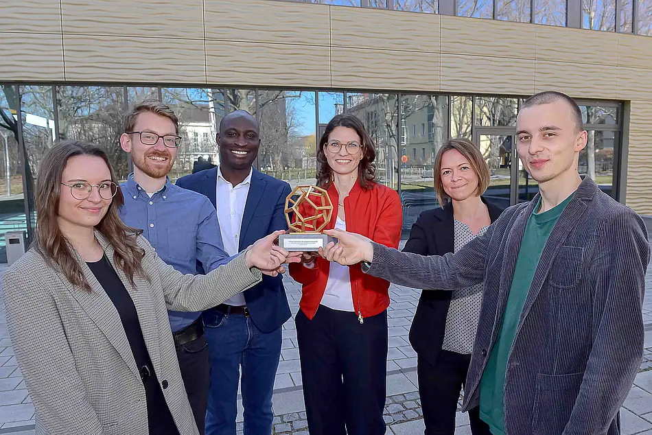 Professor Cornelia Betsch and the COSMO-Team