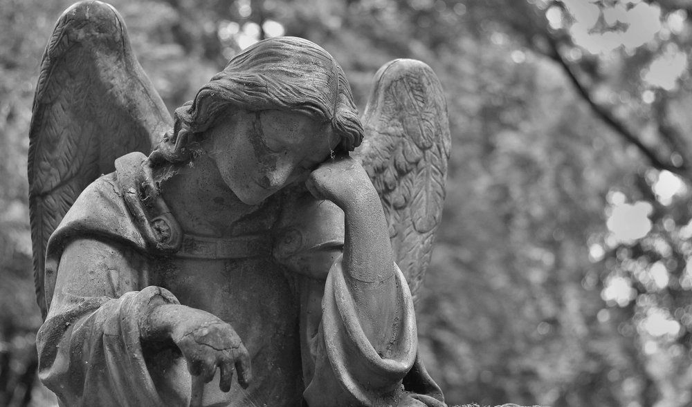 Friedhofsstatue Engel