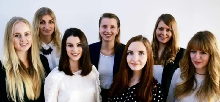 Gruppenmitglieder (v.l.n.r.) hinten: Maria Völker, Franziska Rattei, Lisa Pielenz;  vorne: Fiona Vaaßen, Annika Lück, Teresa Schich, Melissa Liebeck 