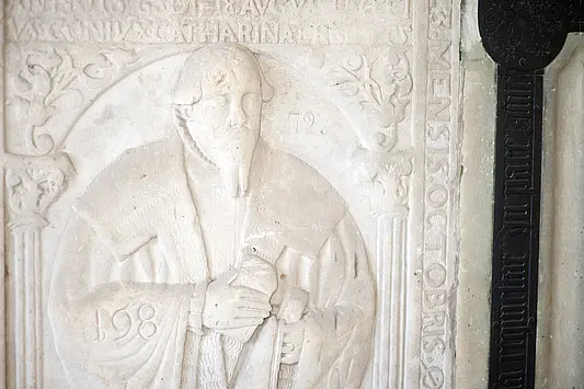 Ein Relief in der Domstraße 10, Ein Relief in der Domstraße 10, Katholisch-Theologische Fakultät der Universität Erfurt