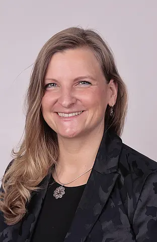 Dr. Hendrikje Carius