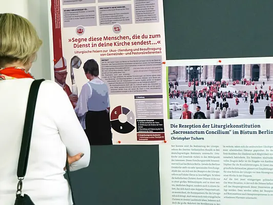 Plakatausstellung beim 4. Alumnitreffen der Katholisch-Theologischen Fakultät der Universität Erfurt im Jahr 2018