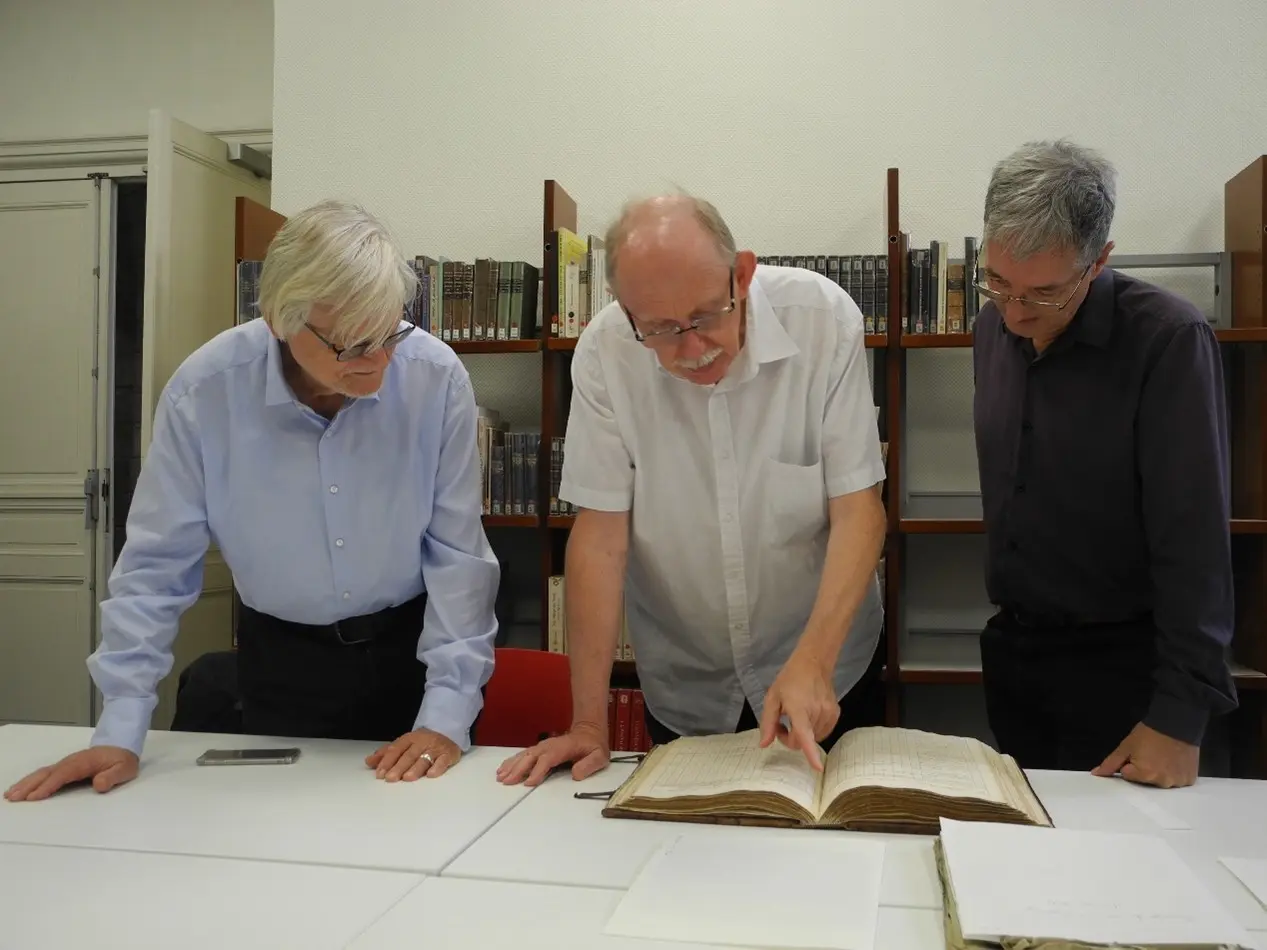 Spannende Einblicke im Archiv von Valeciennes