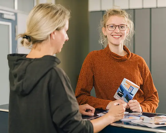 Studienberatung Studentin Uni Erfurt