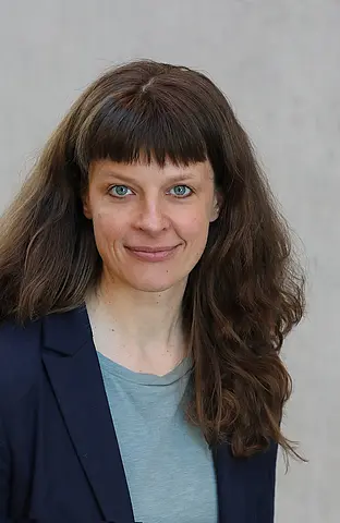 Prof. Dr. Sandra Fluhrer