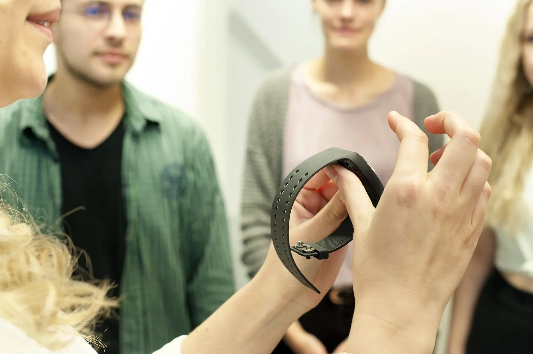 Forschung ErfurtLab Labor Messung mit Armbändern