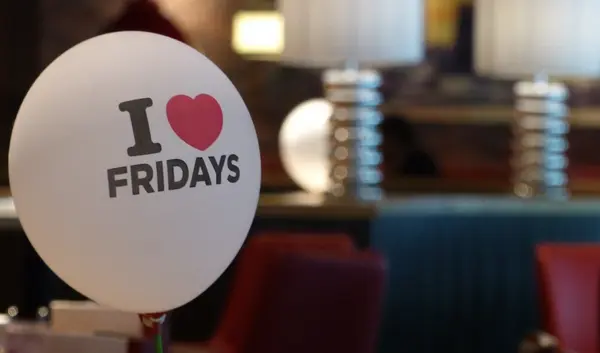 Luftballon mit Aufdruck "I love Fridays"