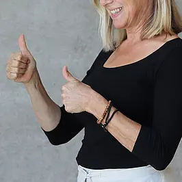 2 Frauen sprechen Gebärdensprache