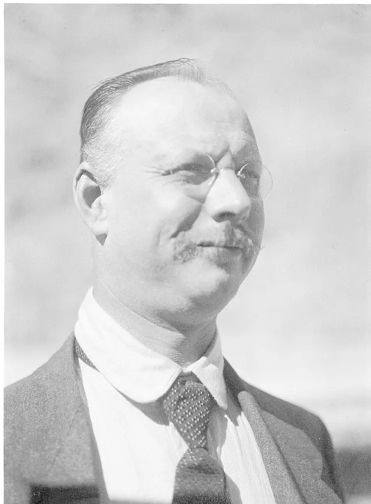 black-and-white photograph by Carl Schmidt