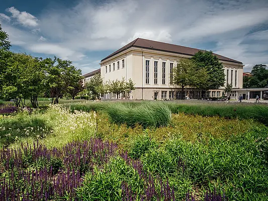 Das Audimaxgebäude der Universität Erfurt