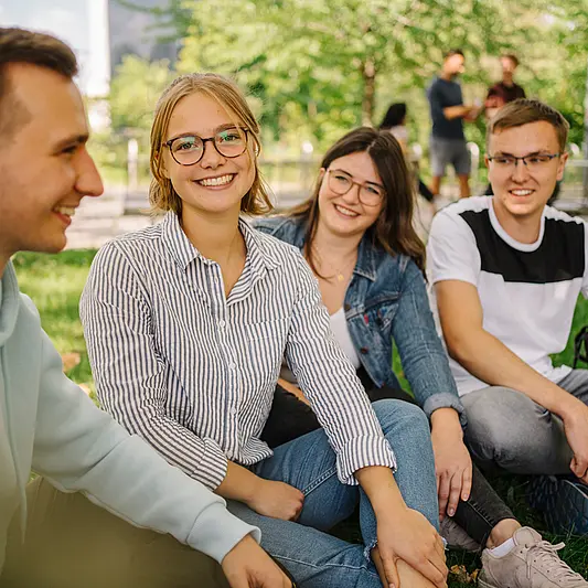 Studis auf dem Campus