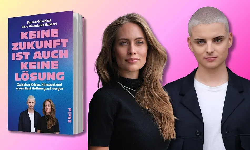 Bildkollage aus Porträtfotos der beiden Autor*innen Baro Vicenta Ra Gabbert und Fabian Grischkat, links davon Buchcover leicht schräg mit den beiden Autor*innen, blauer Hintergrund, darüber pinke Schrift des Titels in Kapitälchen: Keine Zukunft ist auch keine Lösung
