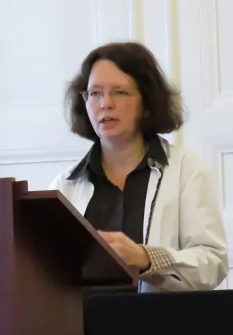 Prof. Dr. Katalin Szende