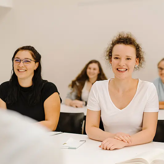 Studierende im Seminar Uni Erfurt 