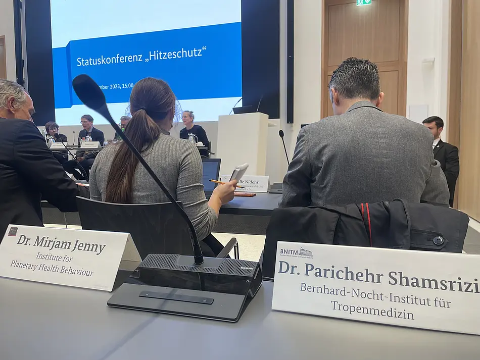 Namensschilder auf Konferenz