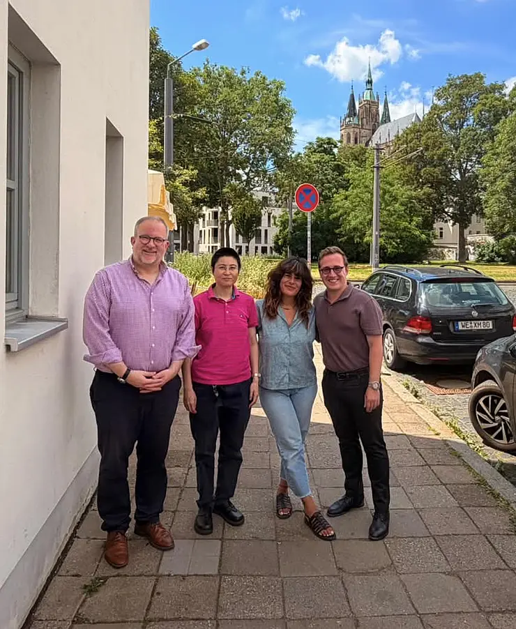 Holger Zaborowski, Wenjun Qi, Manuela Massa und Matthias Ernst Bähr