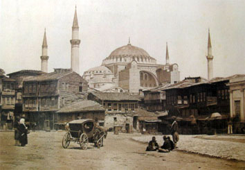 Eine Fotographie einer Moschee